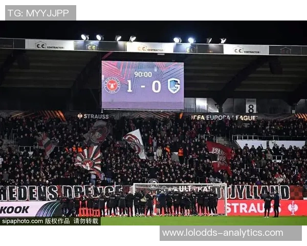 意甲激战拜仁险胜巴黎乌龙球引发争议判罚全场沸腾