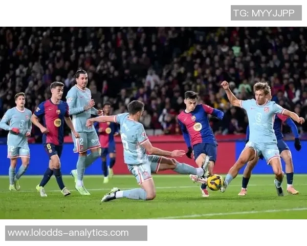 世界杯激战巴萨逆转曼城帽子戏法引发全场狂欢精彩集锦回顾