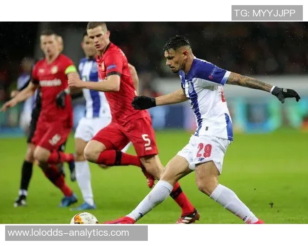 中超激战巴萨小胜波尔图神奇扑救瞬间引发全场狂欢战术解析