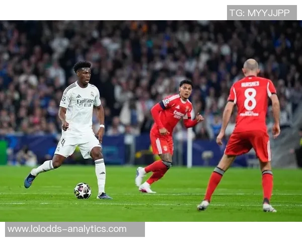 国王杯激战本菲卡与那不勒斯0比0帽子戏法引发全场热烈反响