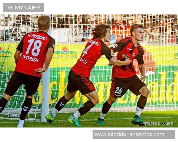 德甲焦点战尤文图斯与AC米兰激战成平争议判罚引发全场热议